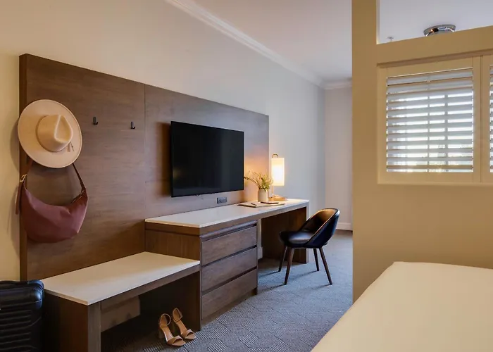 Ayres Hotel Chino Hills Ontario